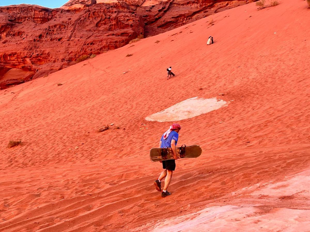 Wadi Rum Sky Tours & Camp Екстер'єр фото