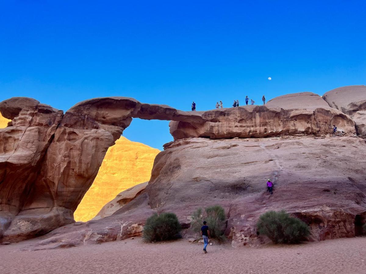 Wadi Rum Sky Tours & Camp Екстер'єр фото