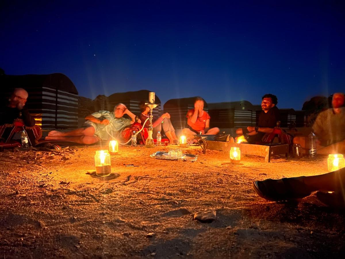 Wadi Rum Sky Tours & Camp Екстер'єр фото