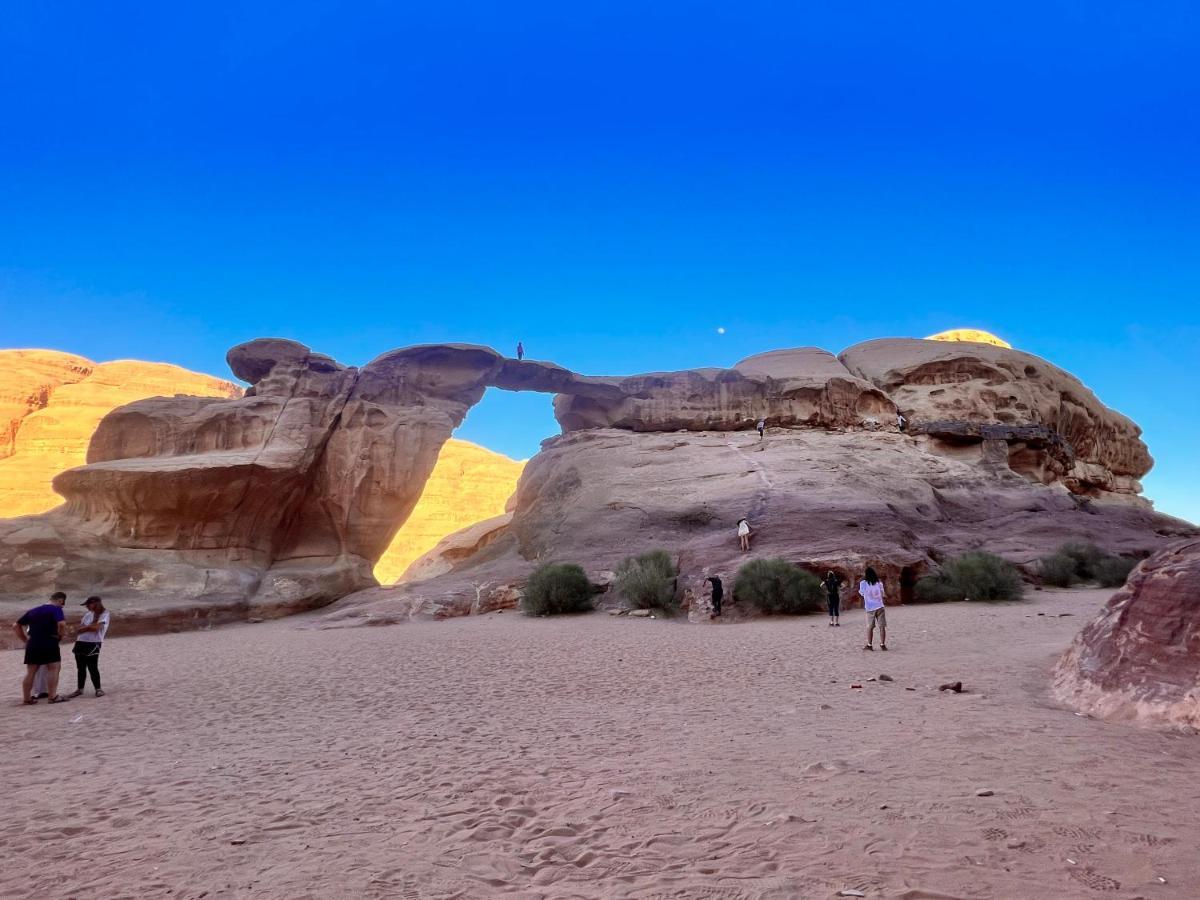 Wadi Rum Sky Tours & Camp Екстер'єр фото