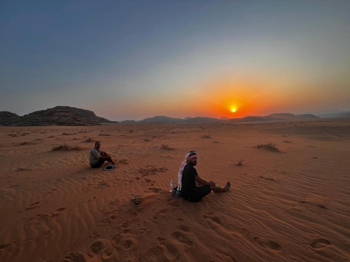 Wadi Rum Sky Tours & Camp Екстер'єр фото